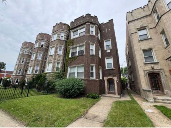 8048 S Champlain Avenue , Unit 1, Chicago, IL 60619