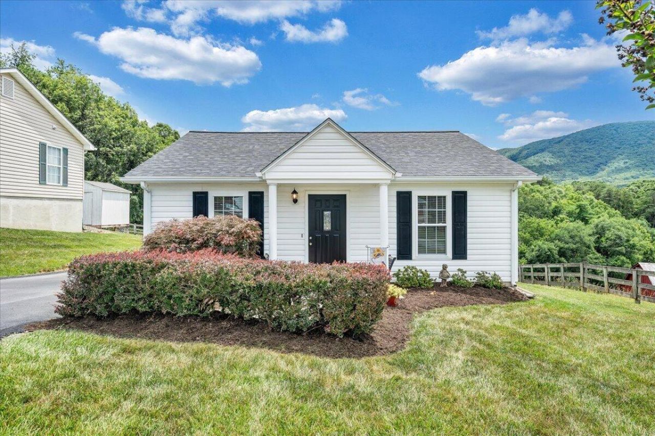 1533 Blanton Ave Se, Roanoke, VA 24014 Main Photo