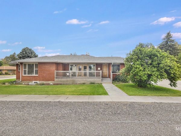 534 16th St, Rupert, ID 83350
