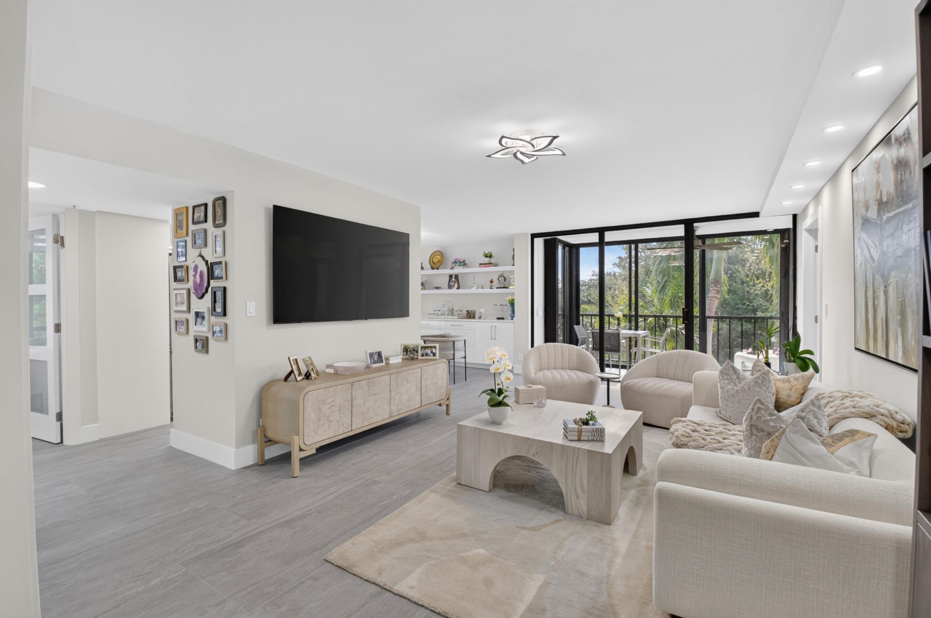 7835 Lakeside Boulevard, Unit 944, Boca Raton, FL 33434 Photo