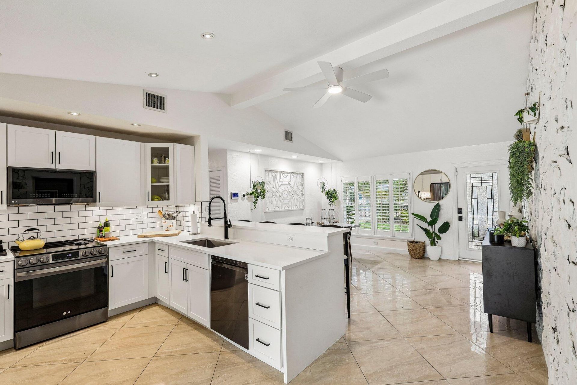 4716 SW 35th Avenue, Fort Lauderdale, FL 33312 Photo