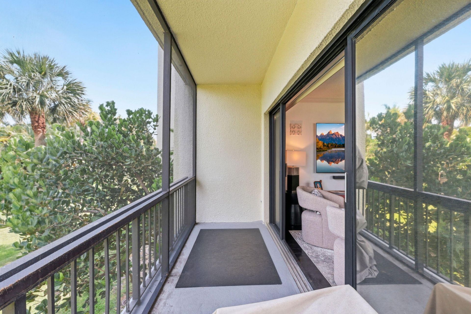 3000 Presidential Way, Unit 201, West Palm Beach, FL 33401 Photo