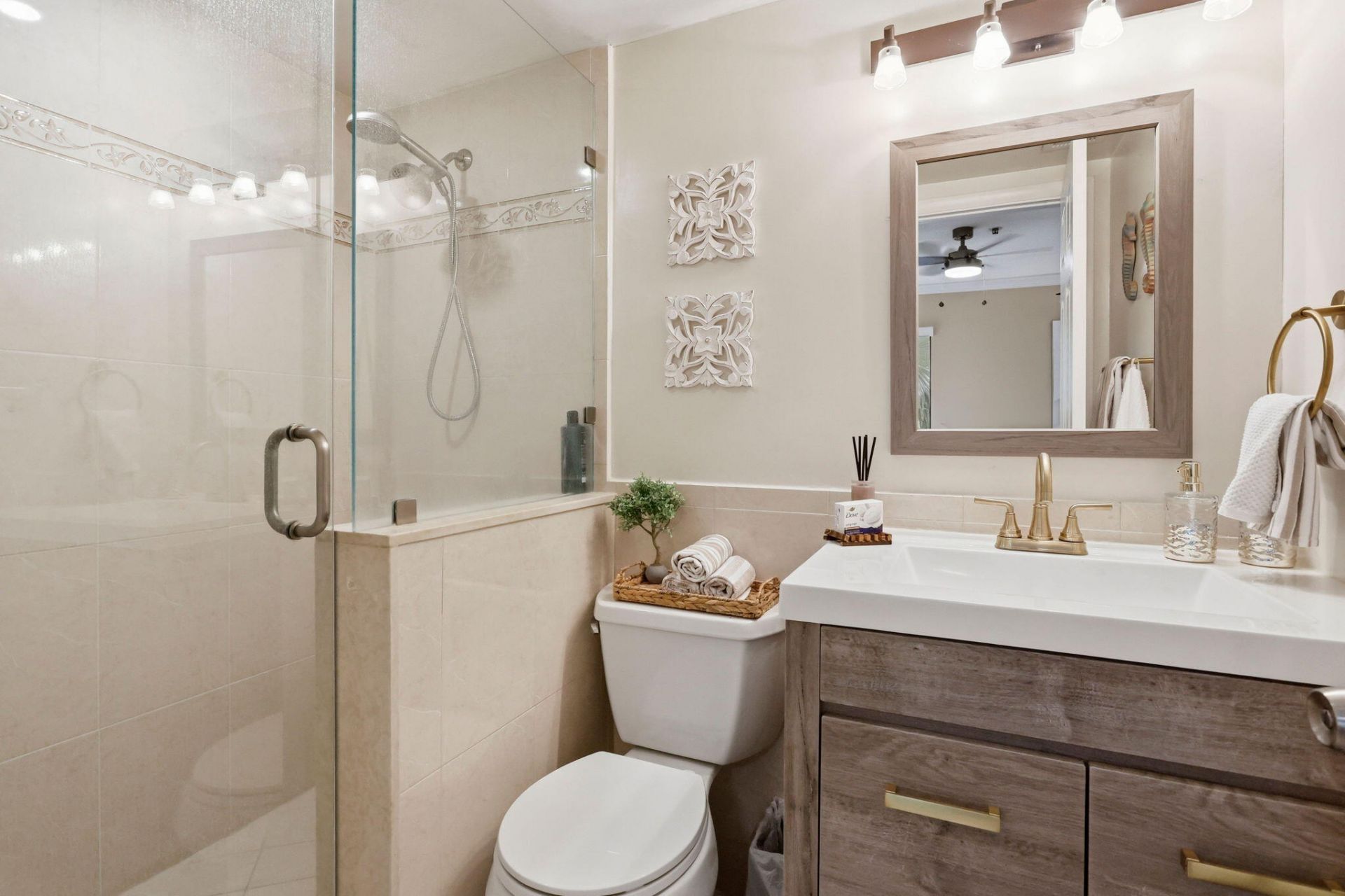 3000 Presidential Way, Unit 201, West Palm Beach, FL 33401 Photo