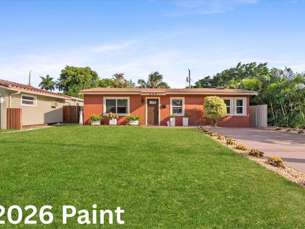636 NE 16th Court, Fort Lauderdale, FL 33305