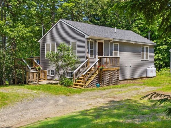 37 Beechwood Drive, Winthrop, ME 04364