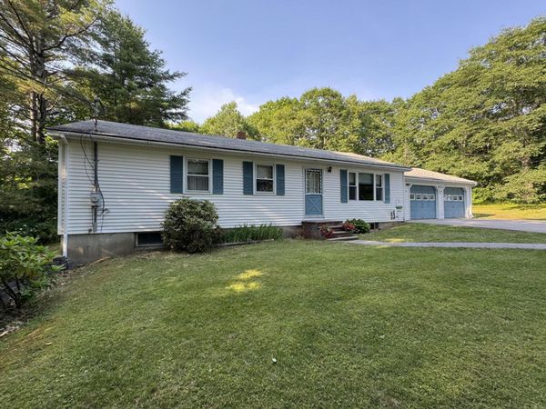 19 Scotts Lane , Bucksport, ME 04416