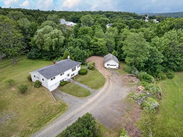 28 Marine Street , Winterport, ME 04496