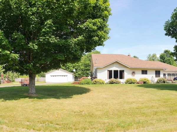 248 Lee Road , Lincoln, ME 04457