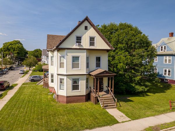 325 Woodford Street, Portland, ME 04103