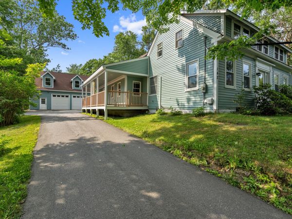 142 River Road, Bowdoinham, ME 04008