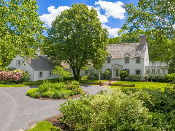 3 Canter Lane, Cape Elizabeth, ME 04107