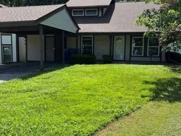 446 Down Hill Drive , Ballwin, MO 63021