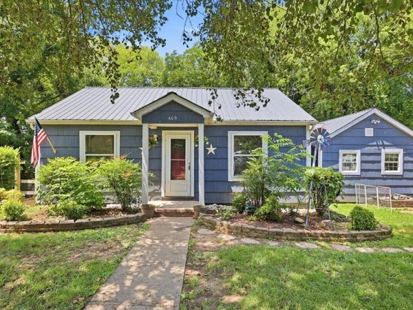609 Paine Street, Sevierville, TN 37862