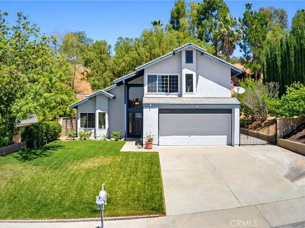 27923 Redwood Glen Road, Valencia, CA 91354