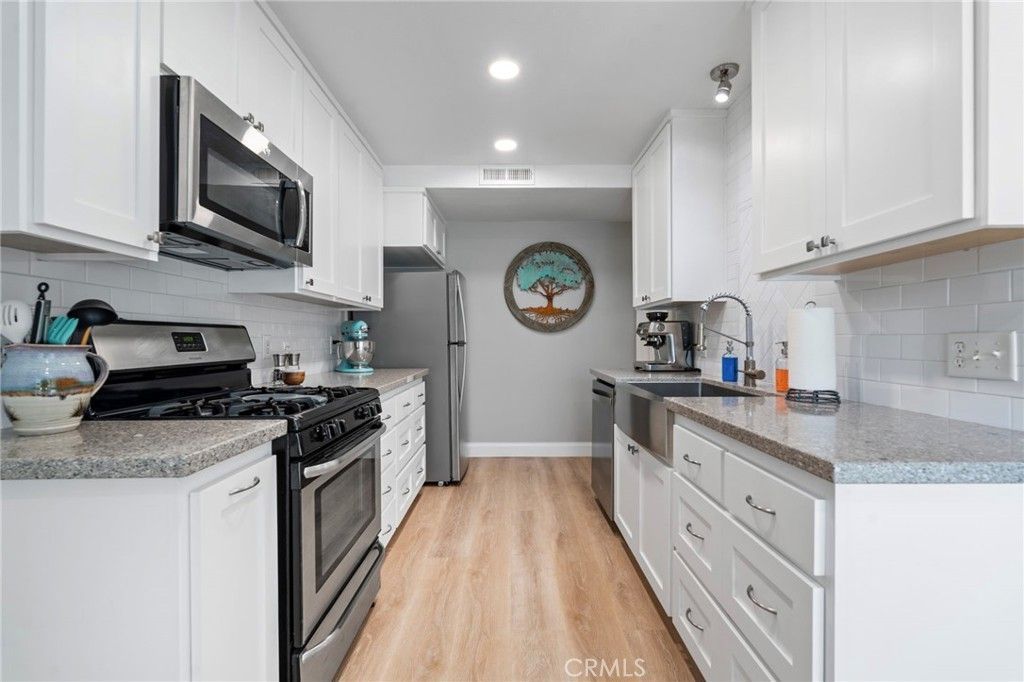 22953 Via Cereza #3e, Unit 3E, Mission Viejo, CA 92691 Main Photo