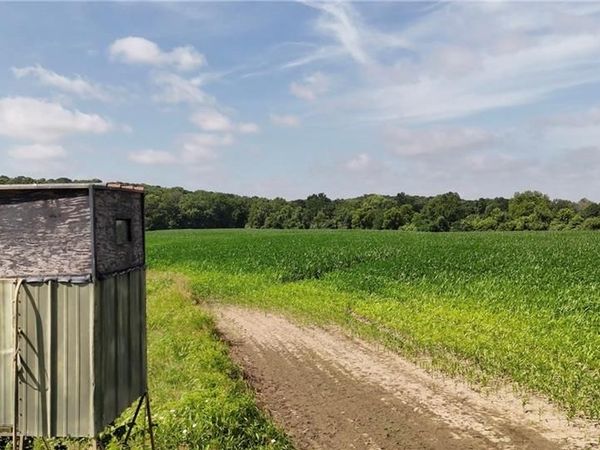 00000 Faucett Road, Centerville, KS 66014