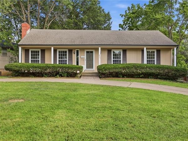 6301 E 109th Terrace, Kansas City, MO 64134