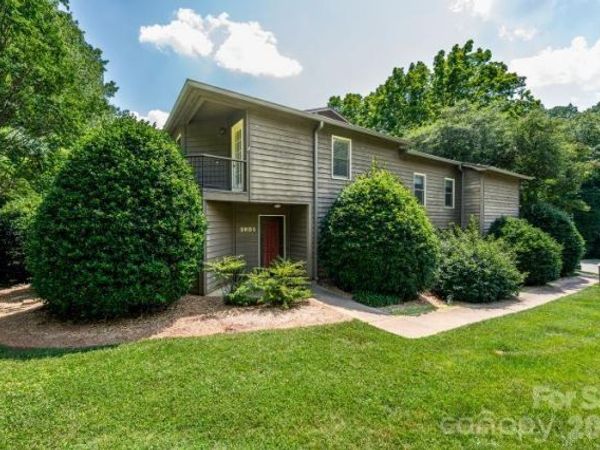 3605 Colony Crossing Drive , Charlotte, NC 28226