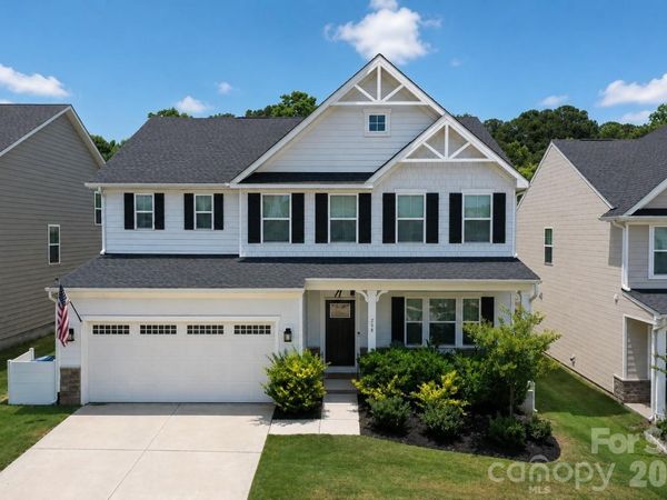 208 Tetcott Street, Mooresville, NC 28115