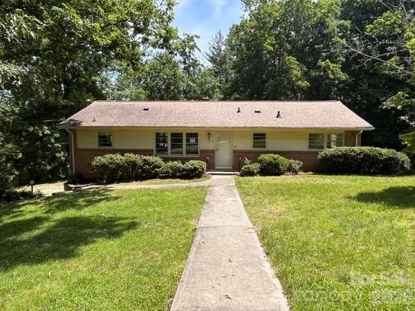14 Valle Vista Drive , Asheville, NC 28804