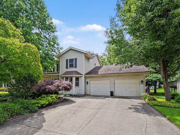 1878 Glenvale Drive SW, Wyoming, MI 49519