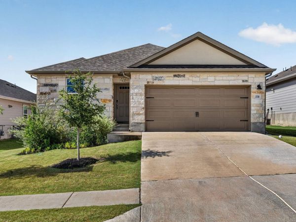 228 El Capitan LOOP, Dripping Springs, TX 78620