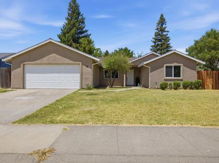 14 Cache River Cir, Sacramento, CA 95831 Photo