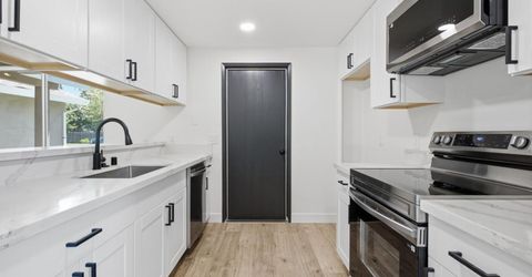 14 Cache River Cir, Sacramento, CA 95831 Photo