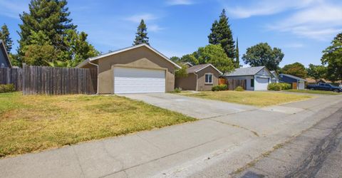 14 Cache River Cir, Sacramento, CA 95831 Photo