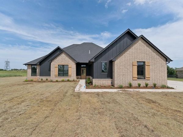 9560 Regado Court, Guthrie, OK 73044