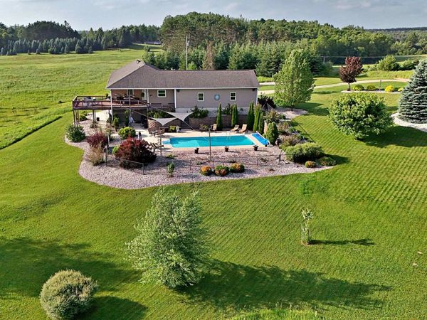 18281 Tustin Road, Tustin, MI 49688