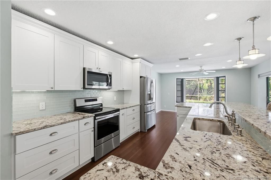 3131 SE Fairway W, Stuart, FL 34997 Photo