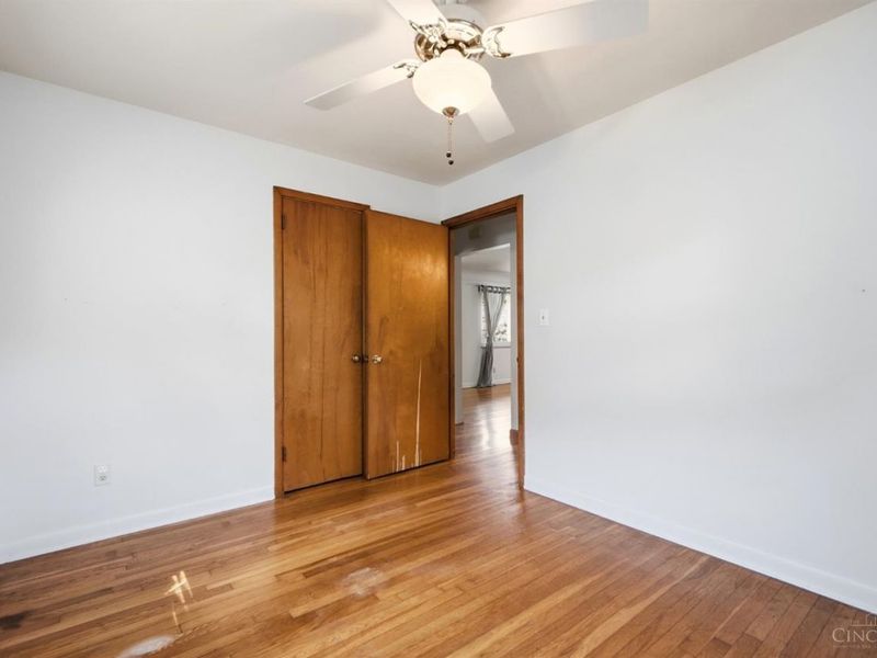 1975 S Lynndale Avenue, Mount Healthy, OH 45231 Photo 12
