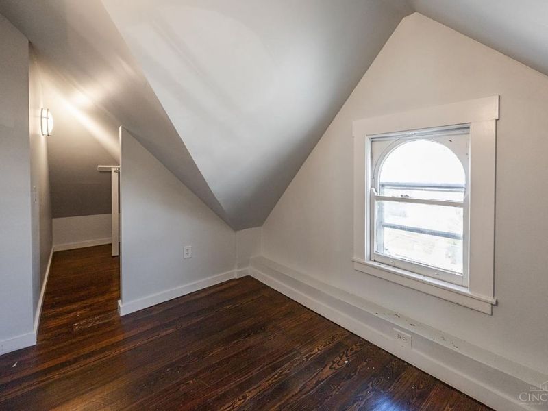 2412 Fairview Avenue, Cincinnati, OH 45219 Photo 10