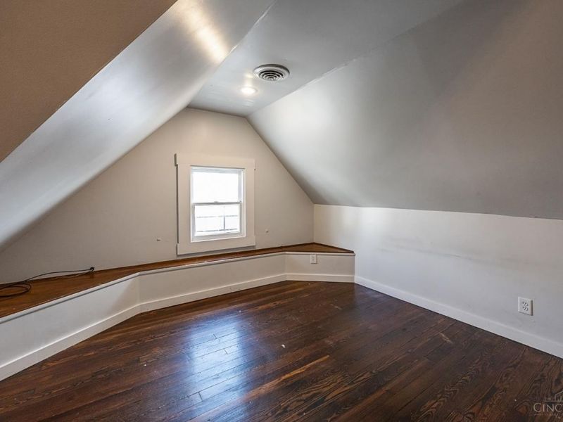 2412 Fairview Avenue, Cincinnati, OH 45219 Photo 6
