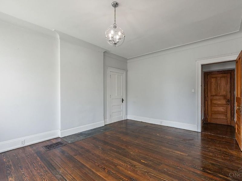 2412 Fairview Avenue, Cincinnati, OH 45219 Photo 7