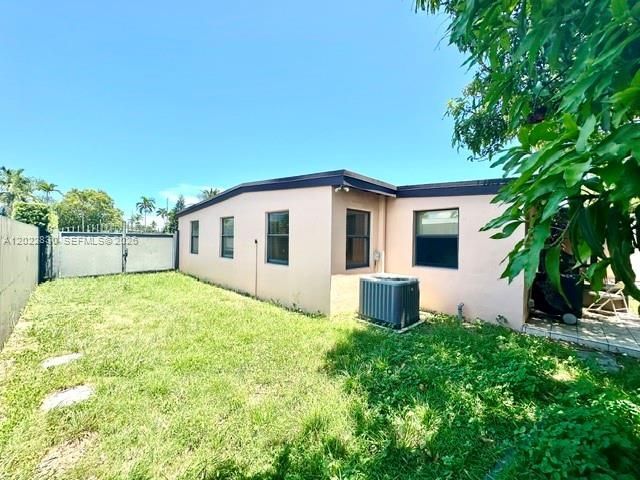 4500 SW 97th Ave, Miami, FL 33165 Photo