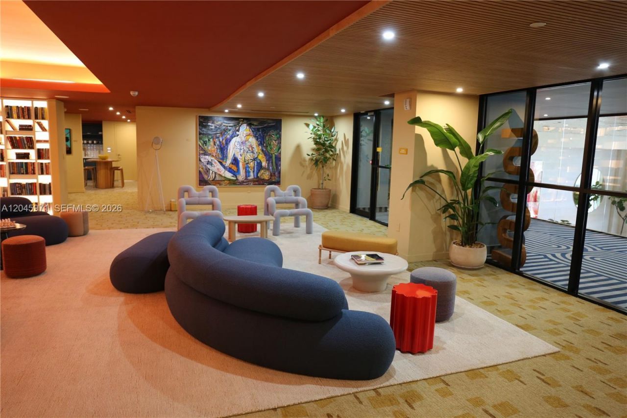 90 NE 32nd St , Unit 702, Miami, FL 33137 Photo