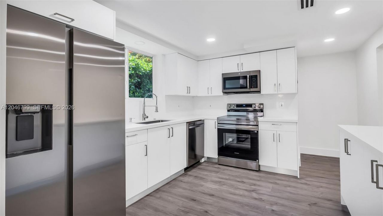 1500 NE 13th Pl , Miami, FL 33139 Photo