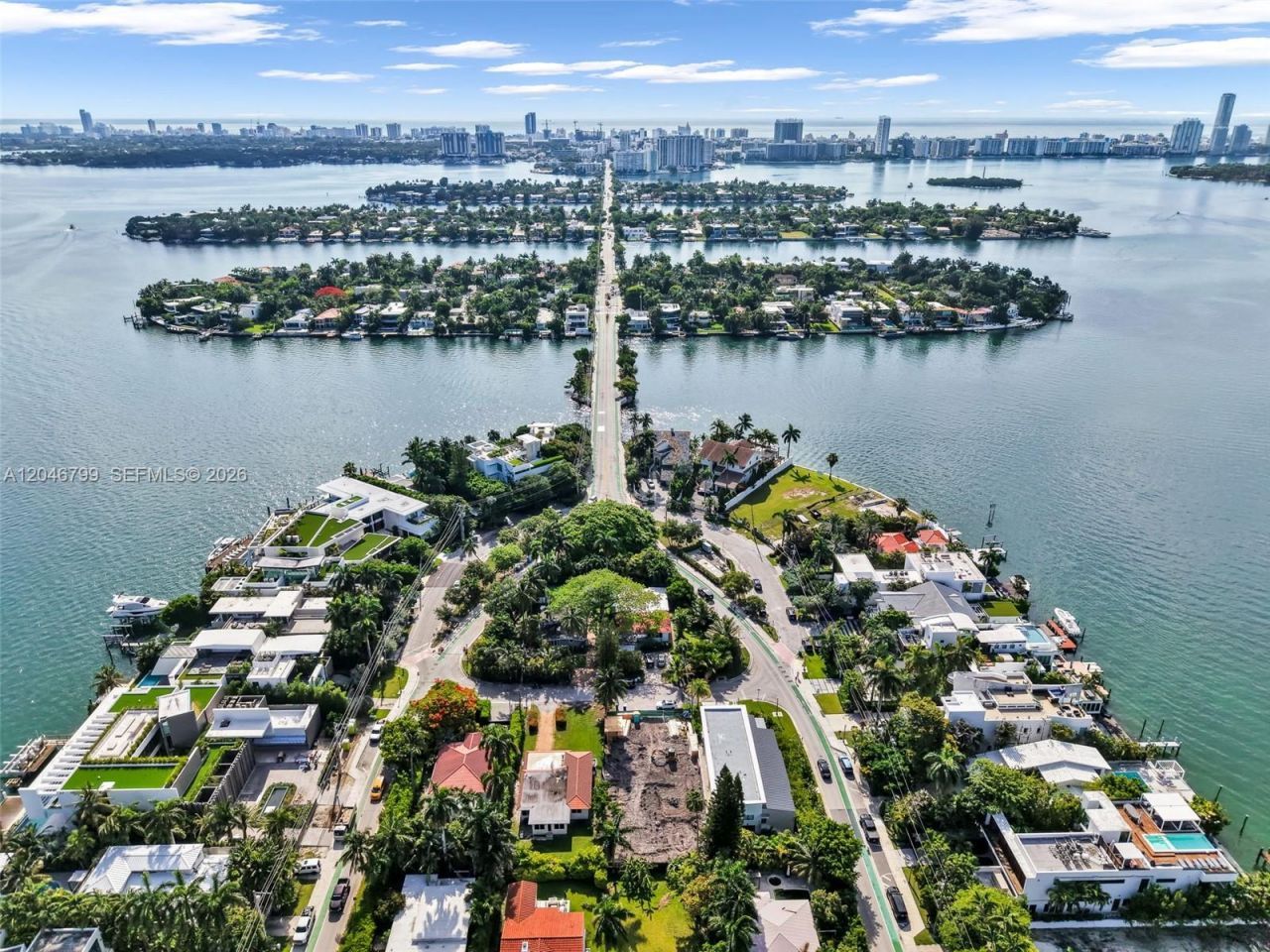 1500 NE 13th Pl , Miami, FL 33139 Photo