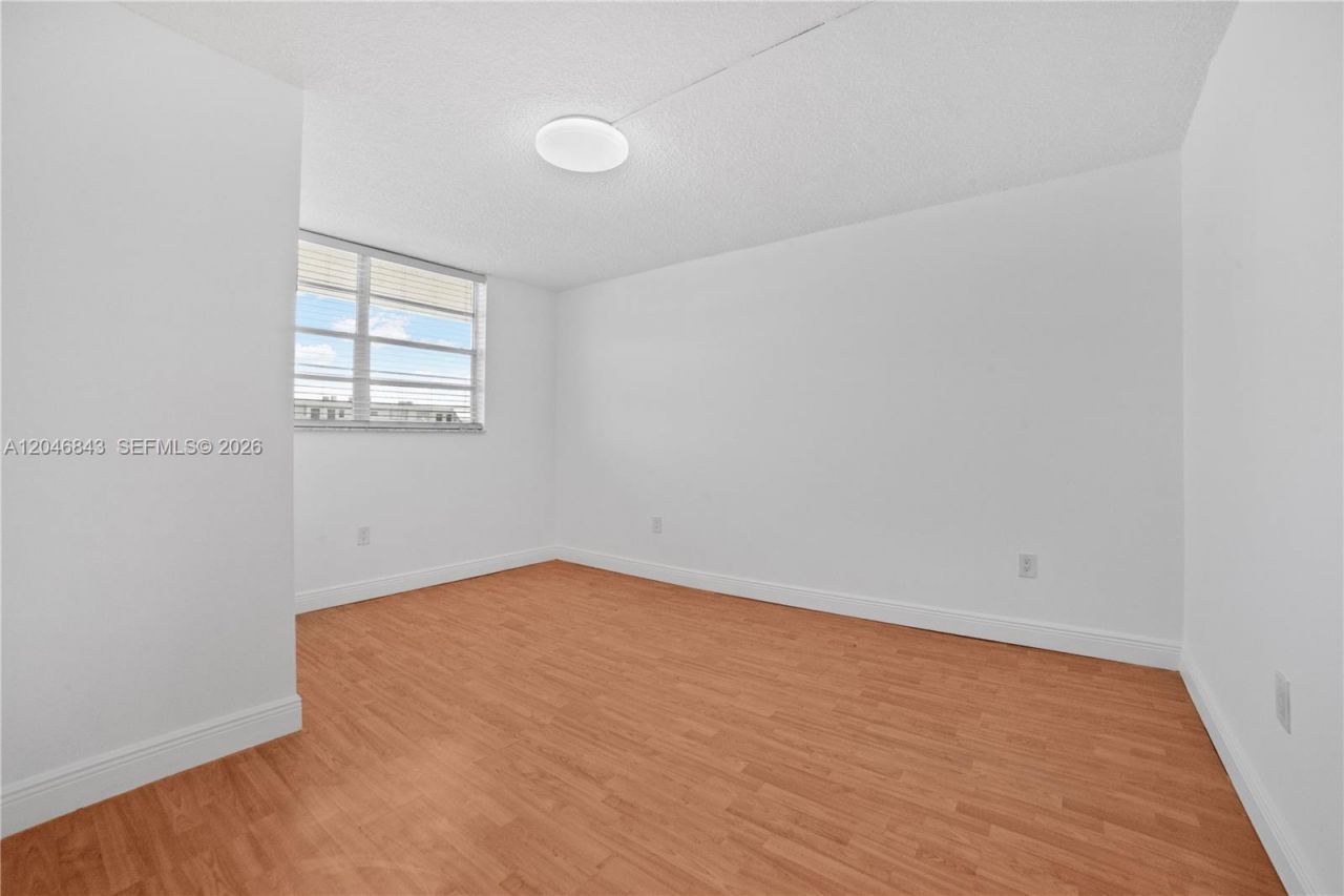 14155 SW 87th St, Unit E410, Miami, FL 33183 Photo