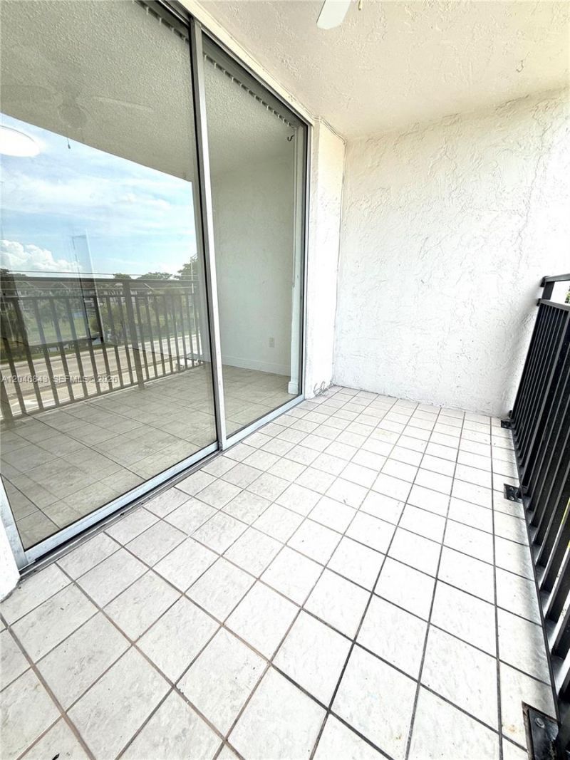 14155 SW 87th St , Unit E410, Miami, FL 33183 Photo
