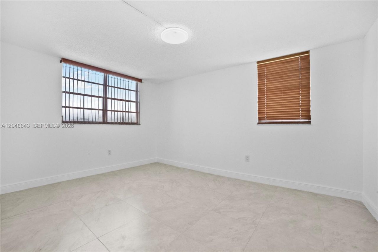 14155 SW 87th St, Unit E410, Miami, FL 33183 Photo