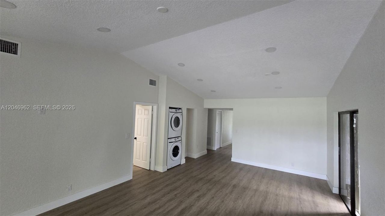 391 Ivy Ln , Unit 1, Weston, FL 33326 Photo