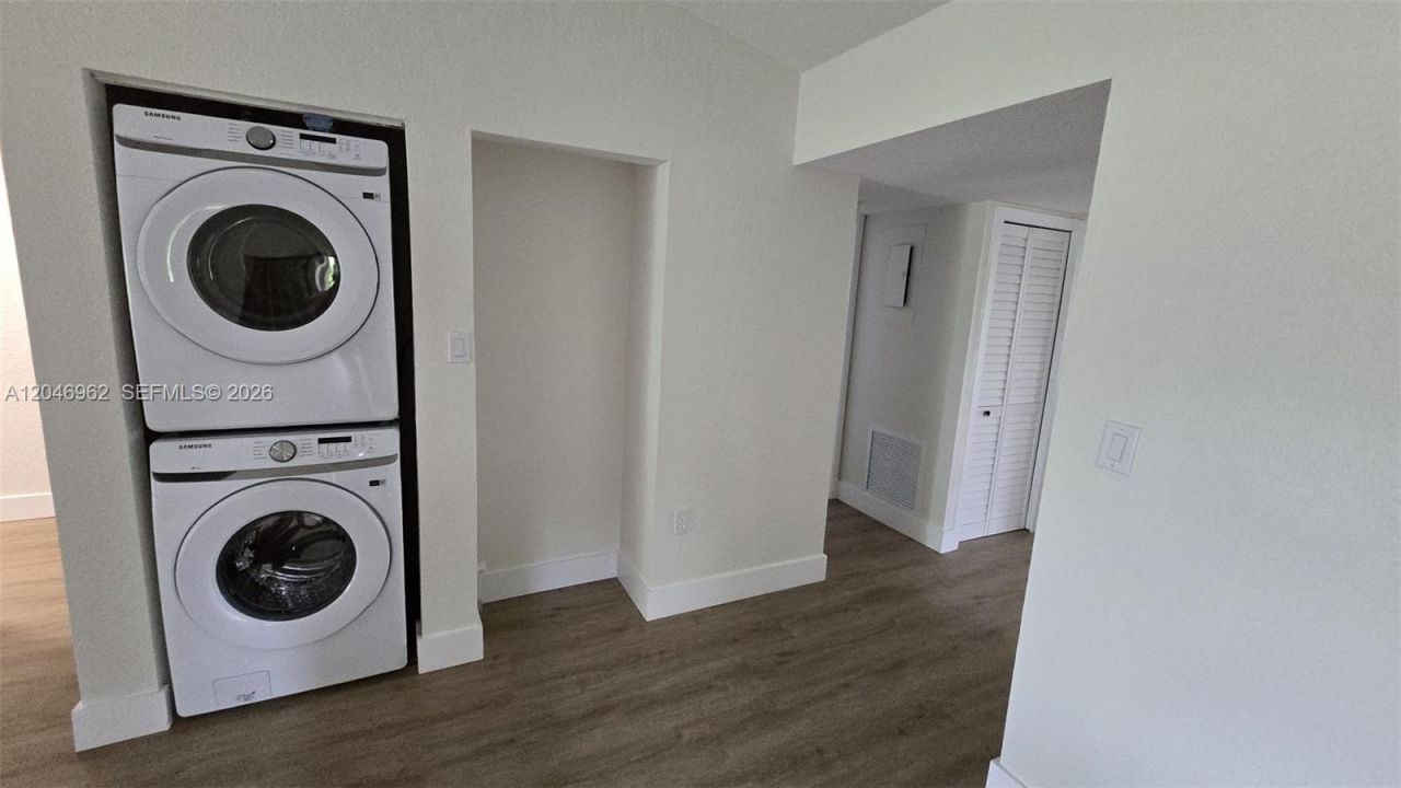 391 Ivy Ln , Unit 1, Weston, FL 33326 Photo