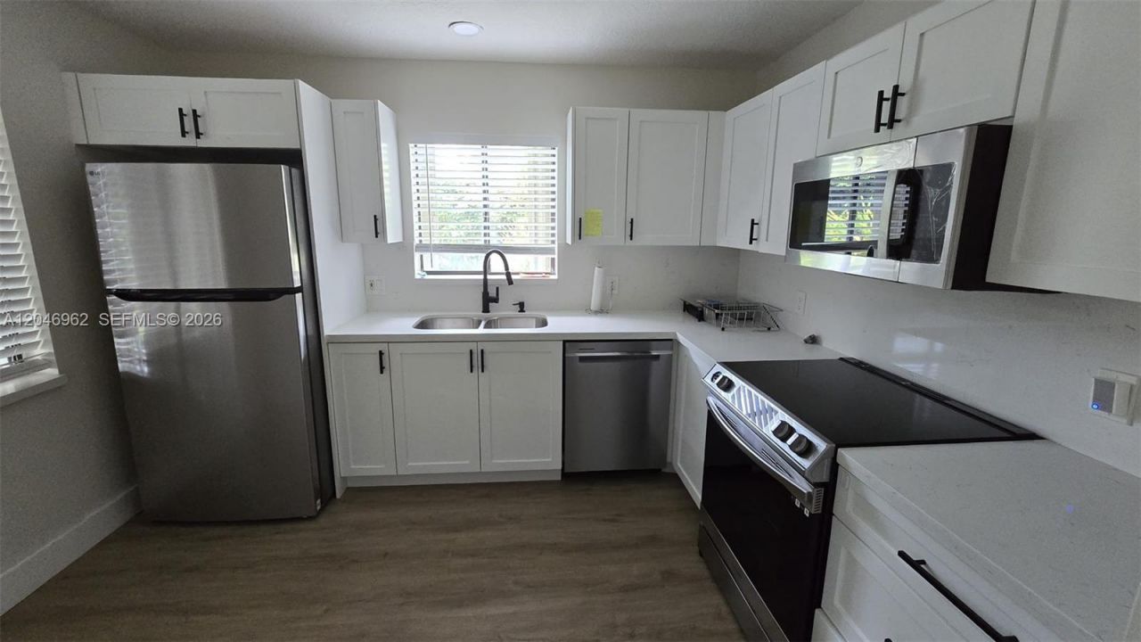 391 Ivy Ln , Unit 1, Weston, FL 33326 Photo