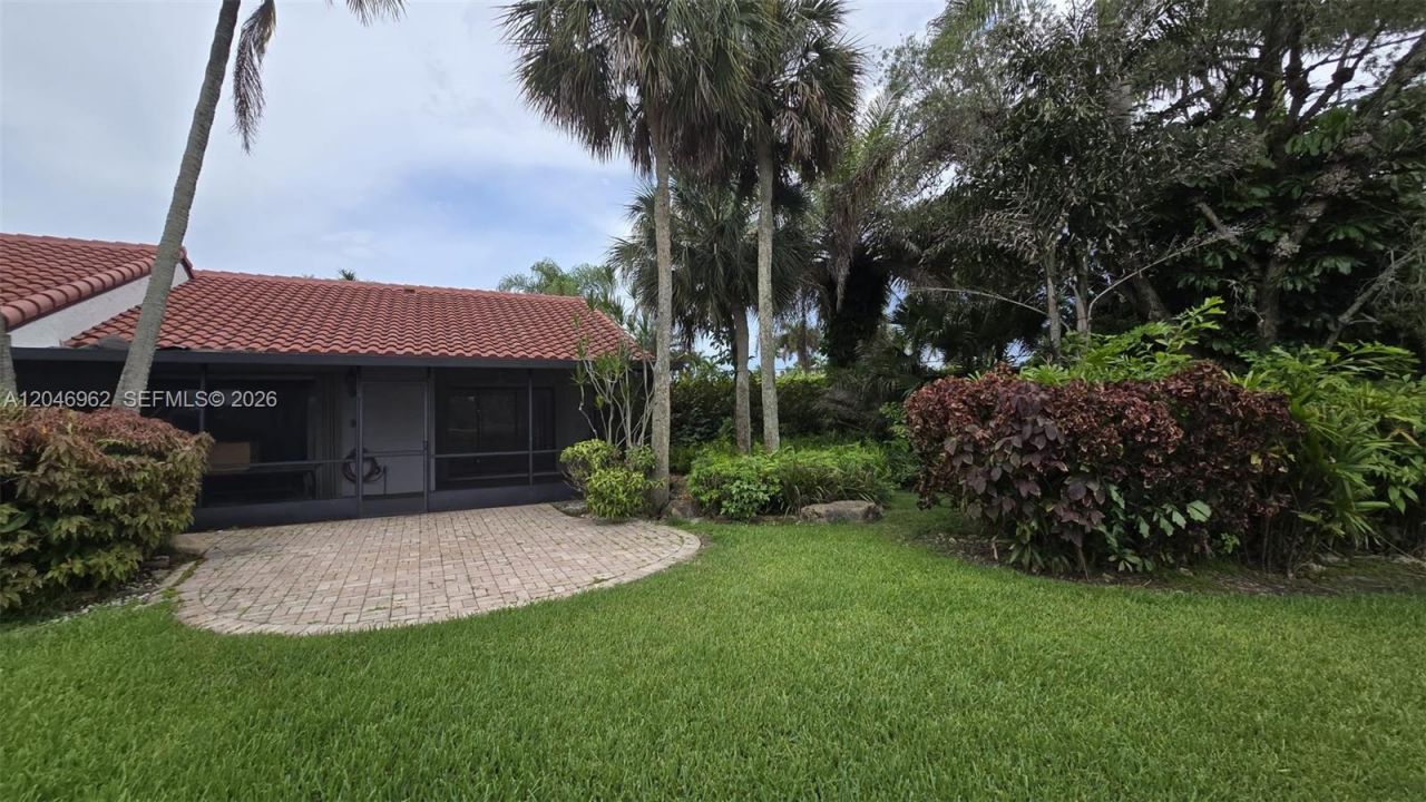 391 Ivy Ln , Unit 1, Weston, FL 33326 Photo