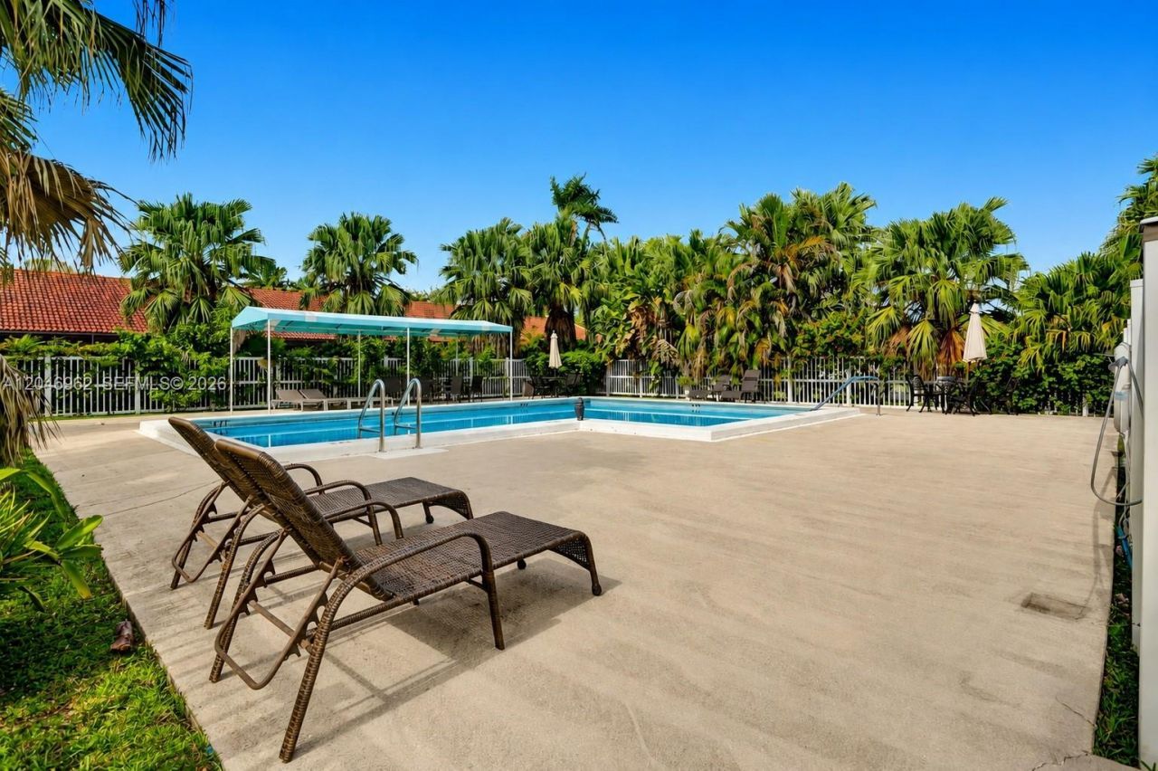 391 Ivy Ln , Unit 1, Weston, FL 33326 Photo