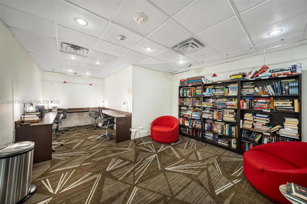 5701 Collins Ave , Unit 1415, Miami Beach, FL 33140 Photo