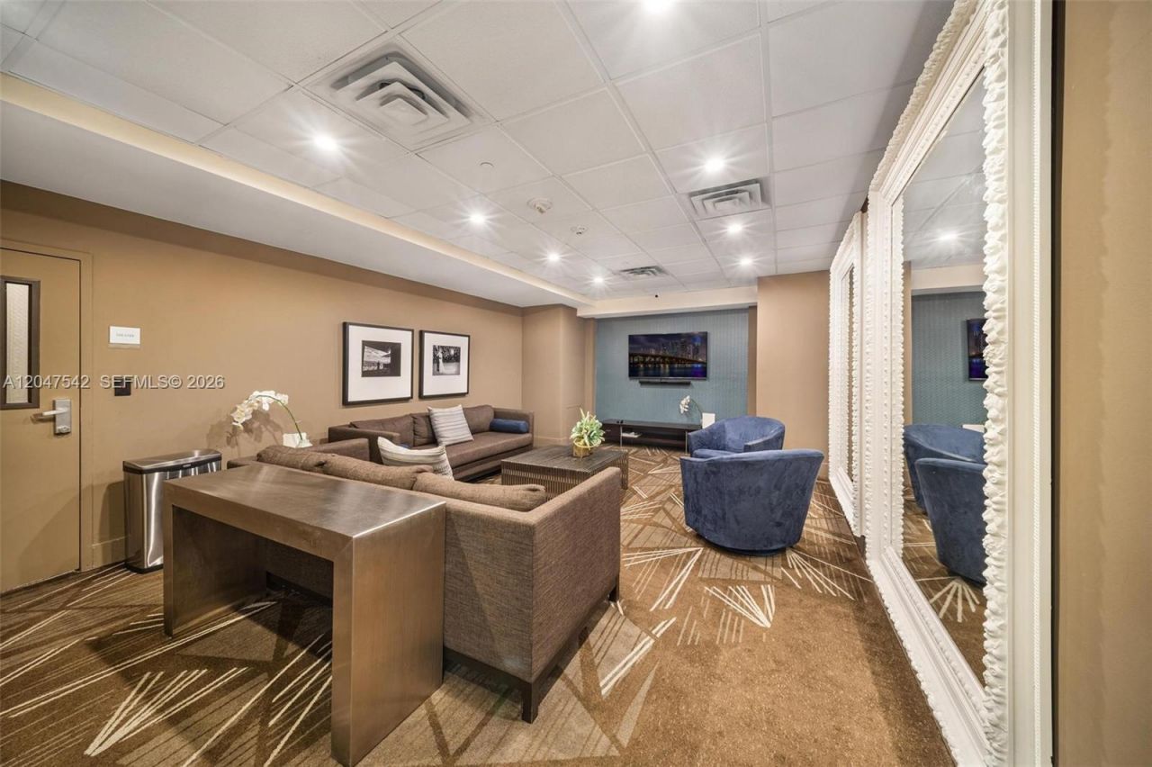 5701 Collins Ave , Unit 1415, Miami Beach, FL 33140 Photo